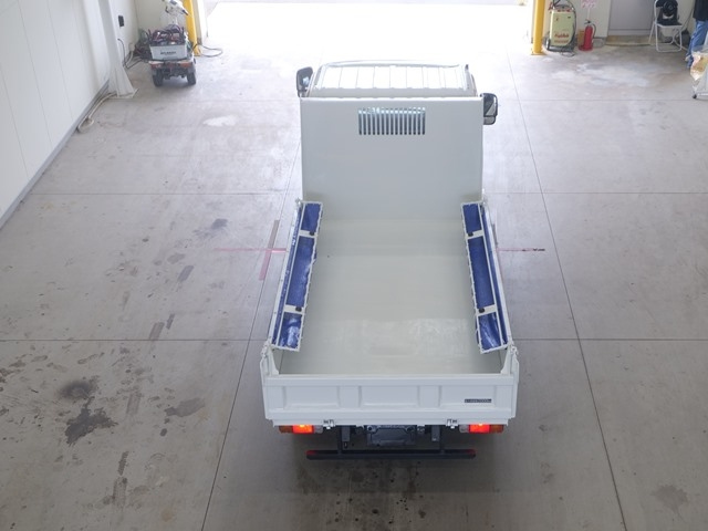 HINO DUTRO 2013