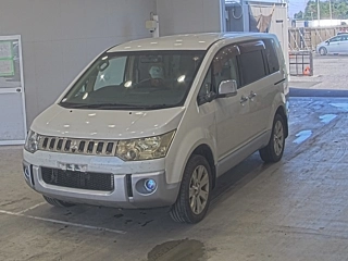 MITSUBISHI DELICA D5 2008