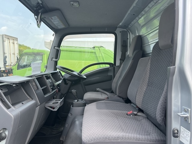 ISUZU ELF 2019