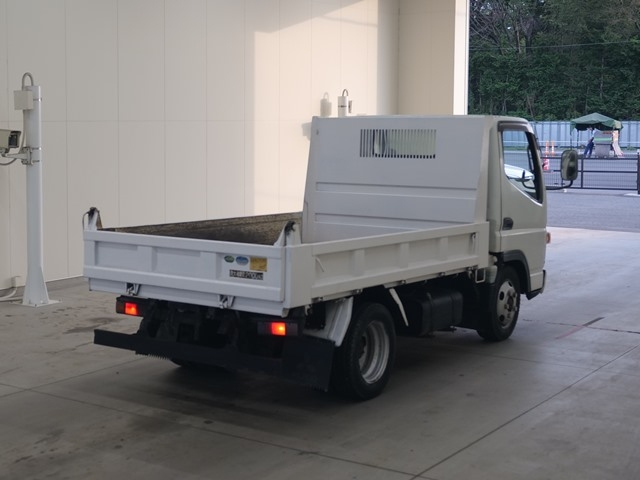 MITSUBISHI CANTER 2010