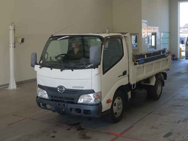 HINO DUTRO 2014