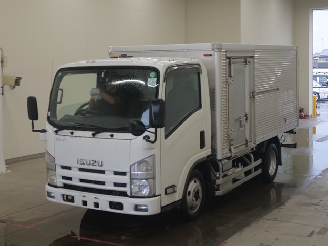 ISUZU ELF 2010
