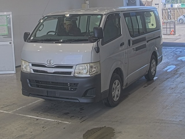TOYOTA REGIUS ACE VAN 2012