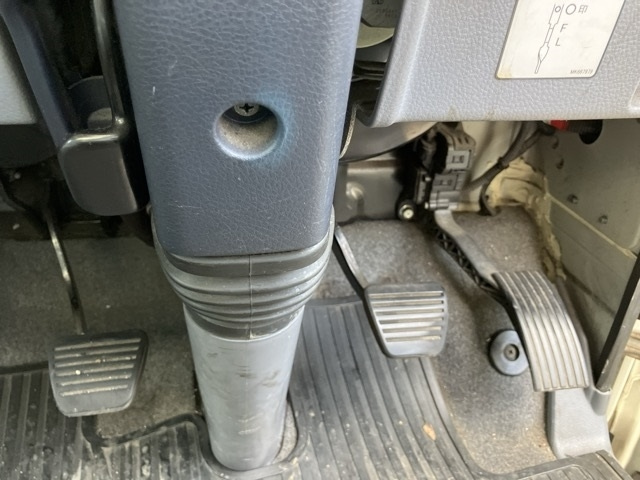 MITSUBISHI CANTER 2015