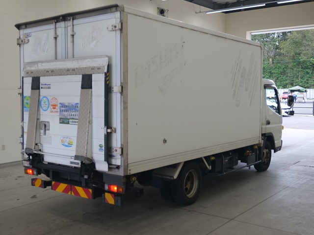 MITSUBISHI CANTER 2015