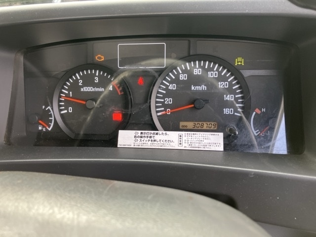 ISUZU ELF 2008