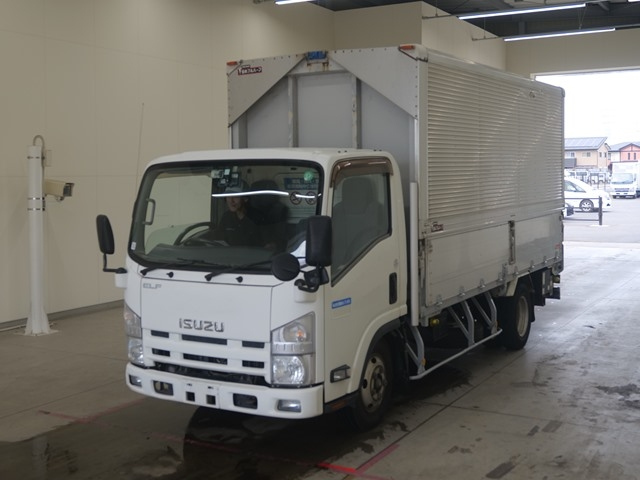ISUZU ELF 2012