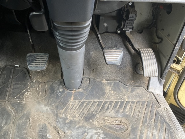 MITSUBISHI CANTER 2013