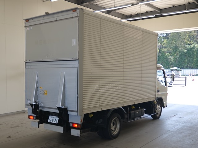 MITSUBISHI CANTER 2013