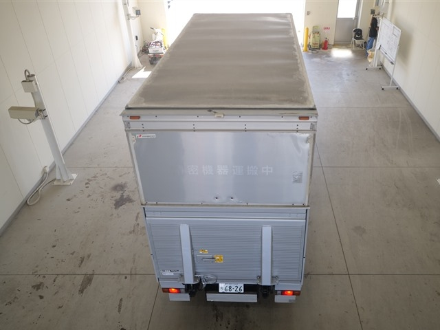 MITSUBISHI CANTER 2013