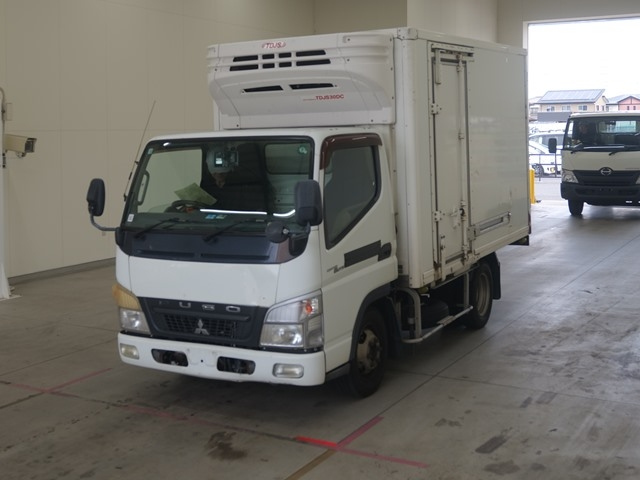 MITSUBISHI CANTER 2010