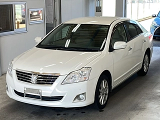 TOYOTA PREMIO 2012