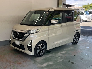 NISSAN ROOX 2021