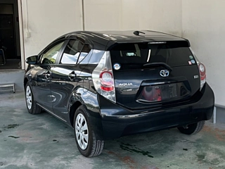 TOYOTA AQUA 2014