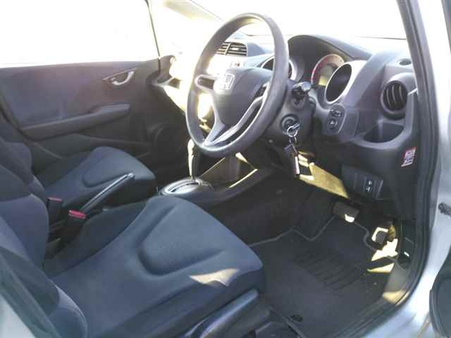 HONDA FIT 2010