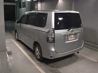 TOYOTA VOXY 2008