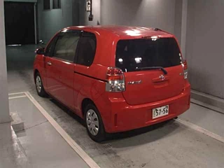 TOYOTA SPADE 2012