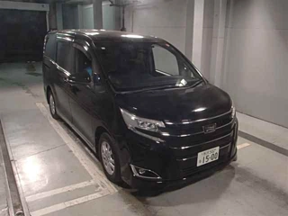 TOYOTA NOAH 2018