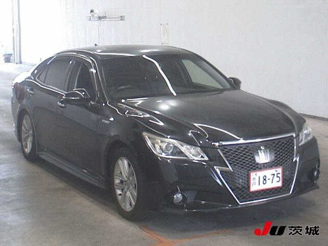 TOYOTA CROWN 2013