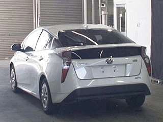 TOYOTA PRIUS 2017