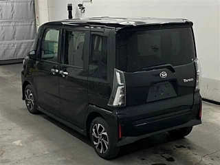 DAIHATSU TANTO 2022