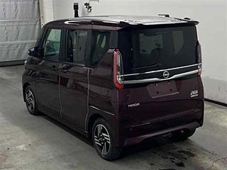 NISSAN ROOX 2023