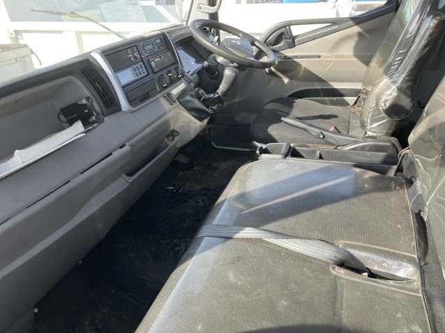 MITSUBISHI CANTER 2017