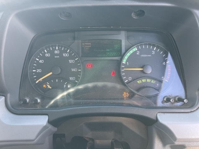 MITSUBISHI CANTER 2014