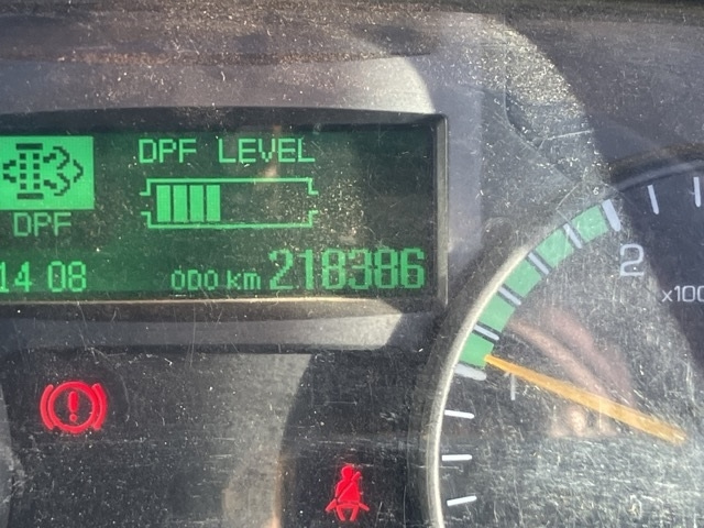 MITSUBISHI CANTER 2015