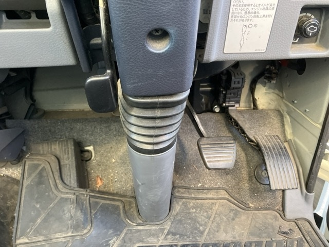 MITSUBISHI CANTER 2016