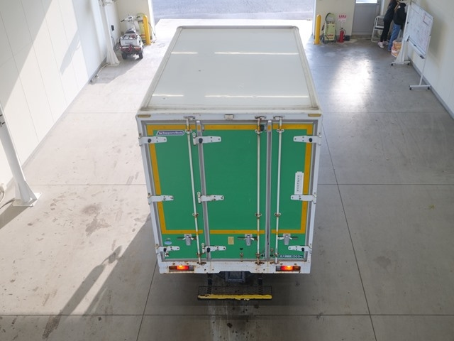 MITSUBISHI CANTER 2016