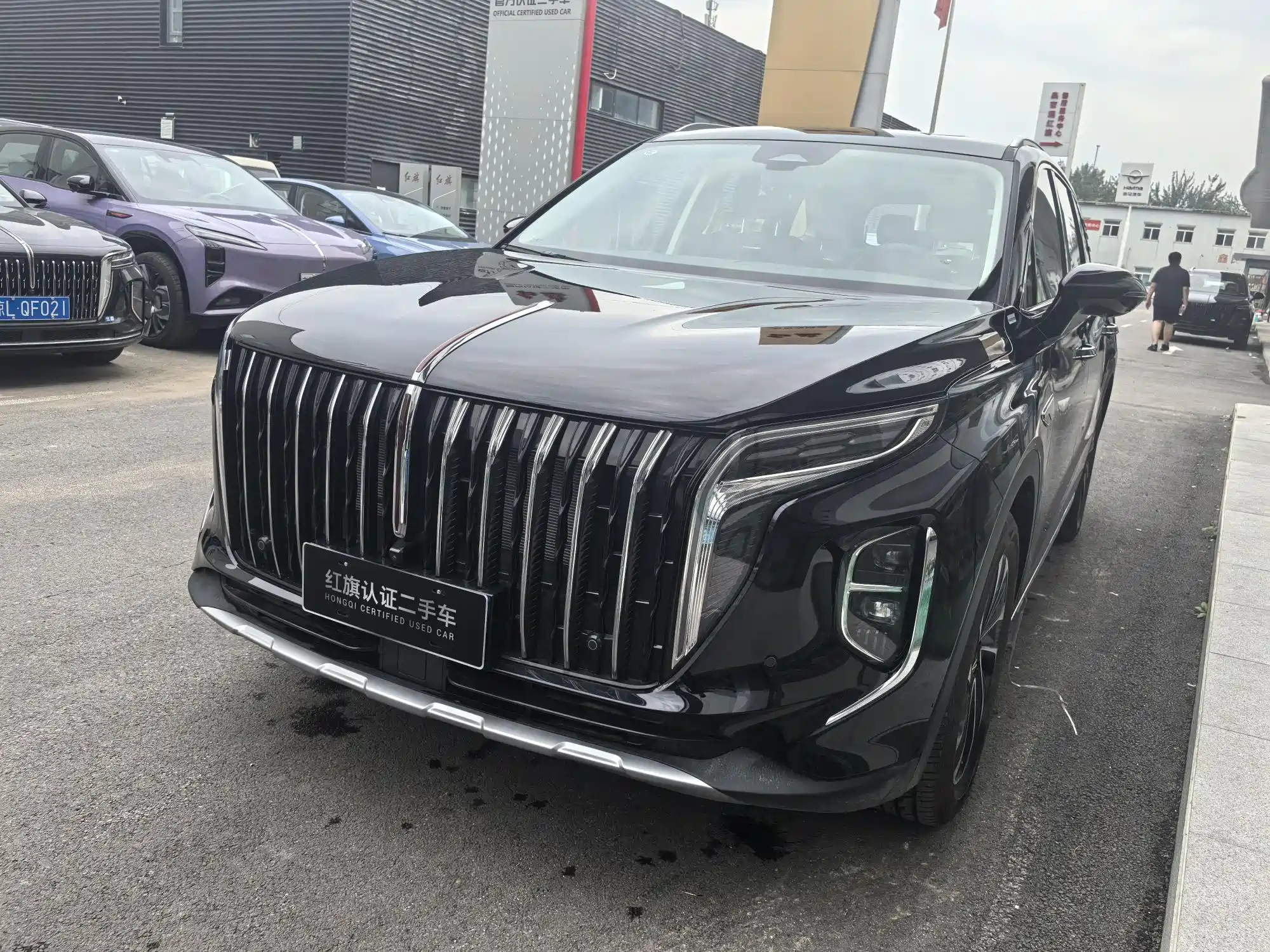 HONGQI HS7 PHEV 2025