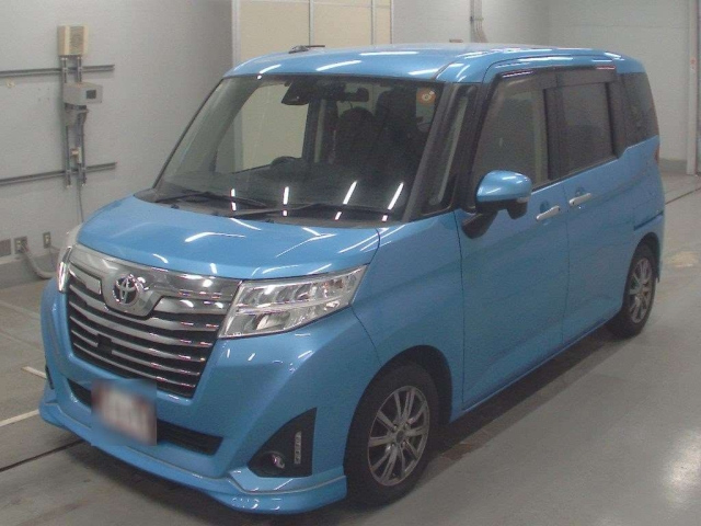 TOYOTA ROOMY 2018
