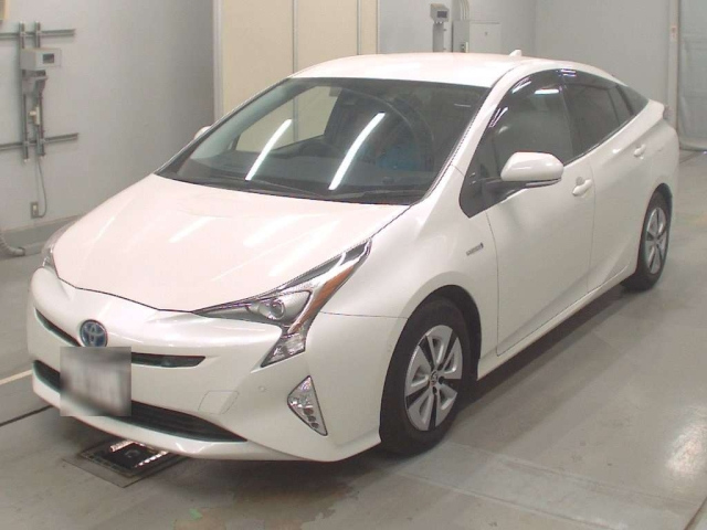 TOYOTA PRIUS 2017