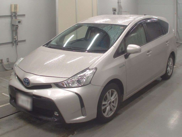 TOYOTA PRIUS ALPHA 2018