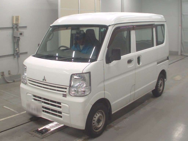 MITSUBISHI MINICAB VAN 2018