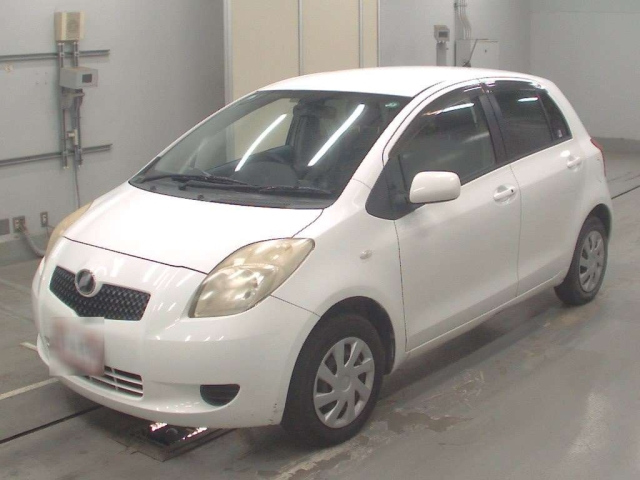TOYOTA VITZ 2005