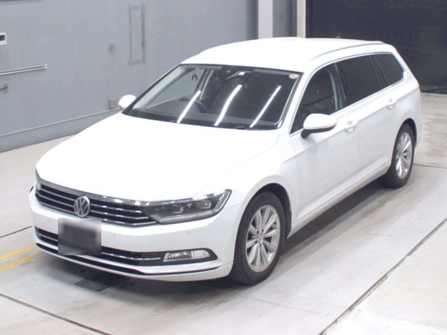 VOLKSWAGEN PASSAT VARIANT 2016