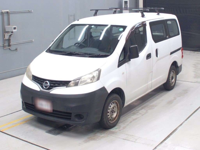 NISSAN NV200 2014