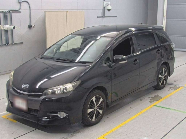 TOYOTA WISH 2012