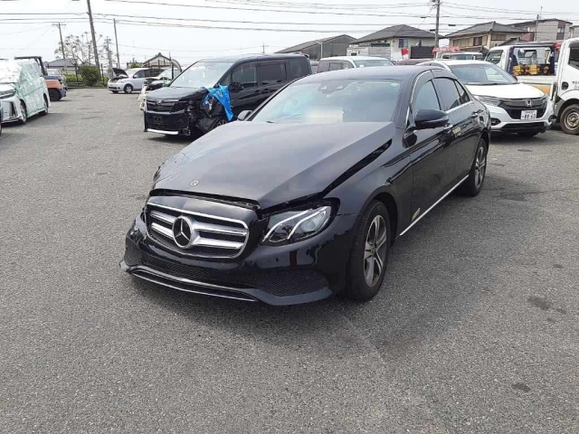 MERCEDES BENZ E CLASS 2017