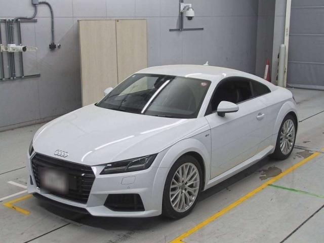 AUDI TT