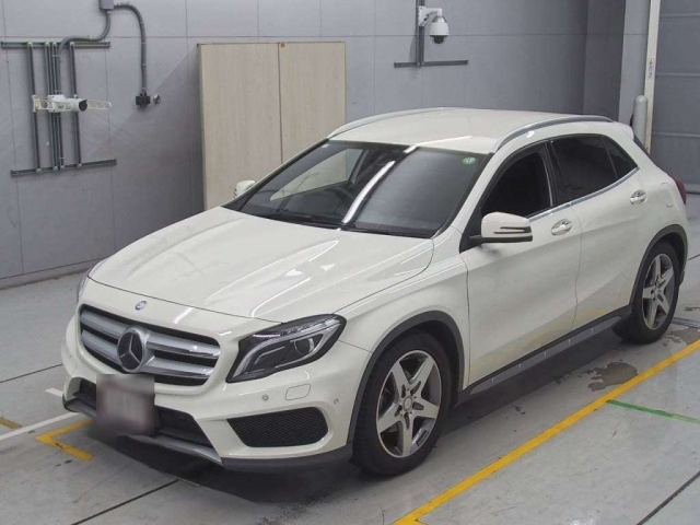 MERCEDES BENZ GLA CLASS 2017