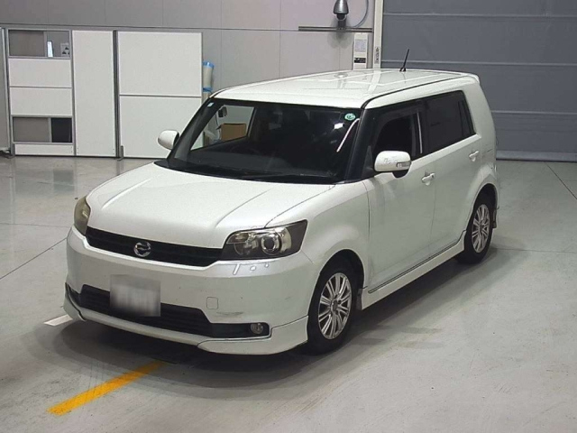 TOYOTA COROLLA RUMION 2010