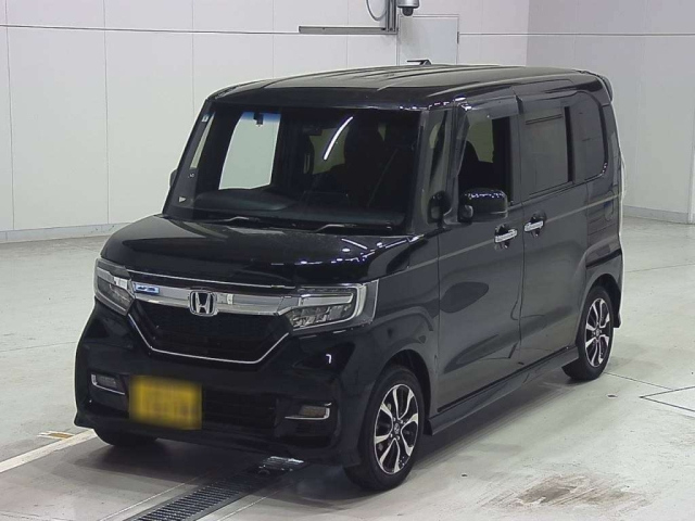 HONDA N BOX 2017
