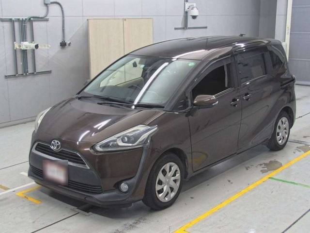 TOYOTA SIENTA 2016