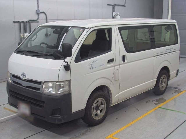 TOYOTA REGIUS ACE VAN 2012