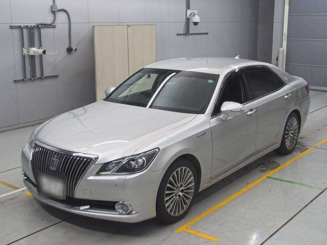 TOYOTA CROWN 2015