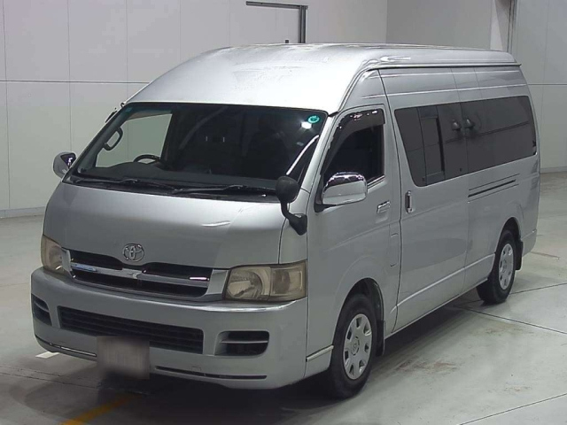 TOYOTA HIACE 2006