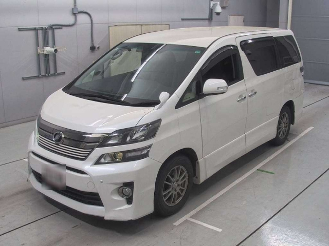 TOYOTA VELLFIRE 2013